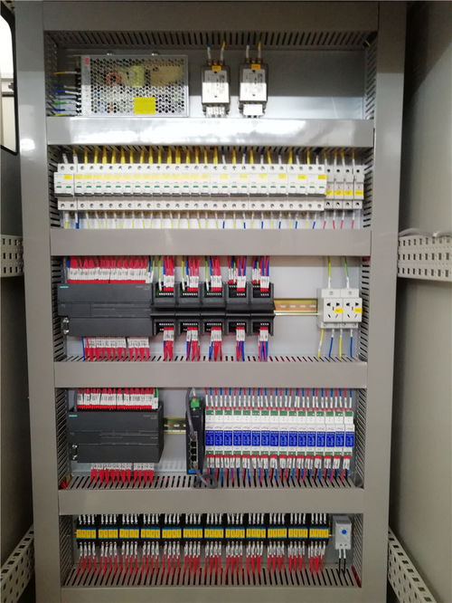 PLC柜編程調(diào)試服務與配電箱應用 華創(chuàng)電氣誠信服務解析